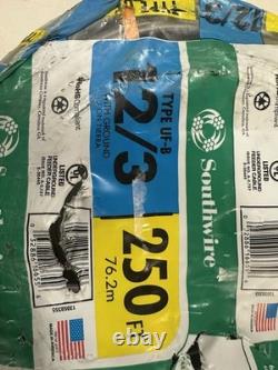 Fil électrique en cuivre solide UF-B 12/3 gris de 250 pieds Southwire pour enfouissement direct en extérieur