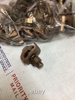 Sac de 25 pinces de mise à la terre Burndy GB26 pour fil de 4-2/0 AWG, directement enterrées ED4U