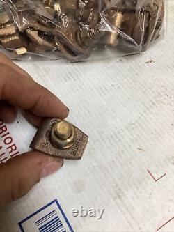 Sac de 25 pinces de mise à la terre Burndy GB26 pour fil de 4-2/0 AWG, directement enterrées ED4U
